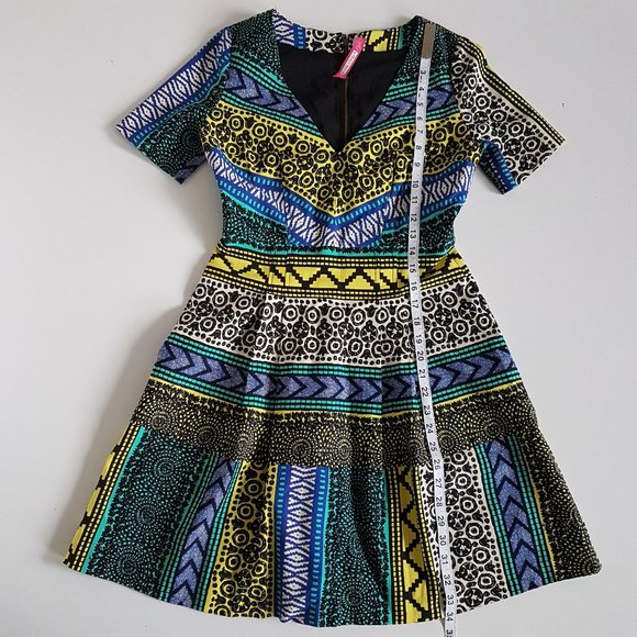 Plenty by Tracy Reese Antropologie V neck dress. - Picture 10 of 10